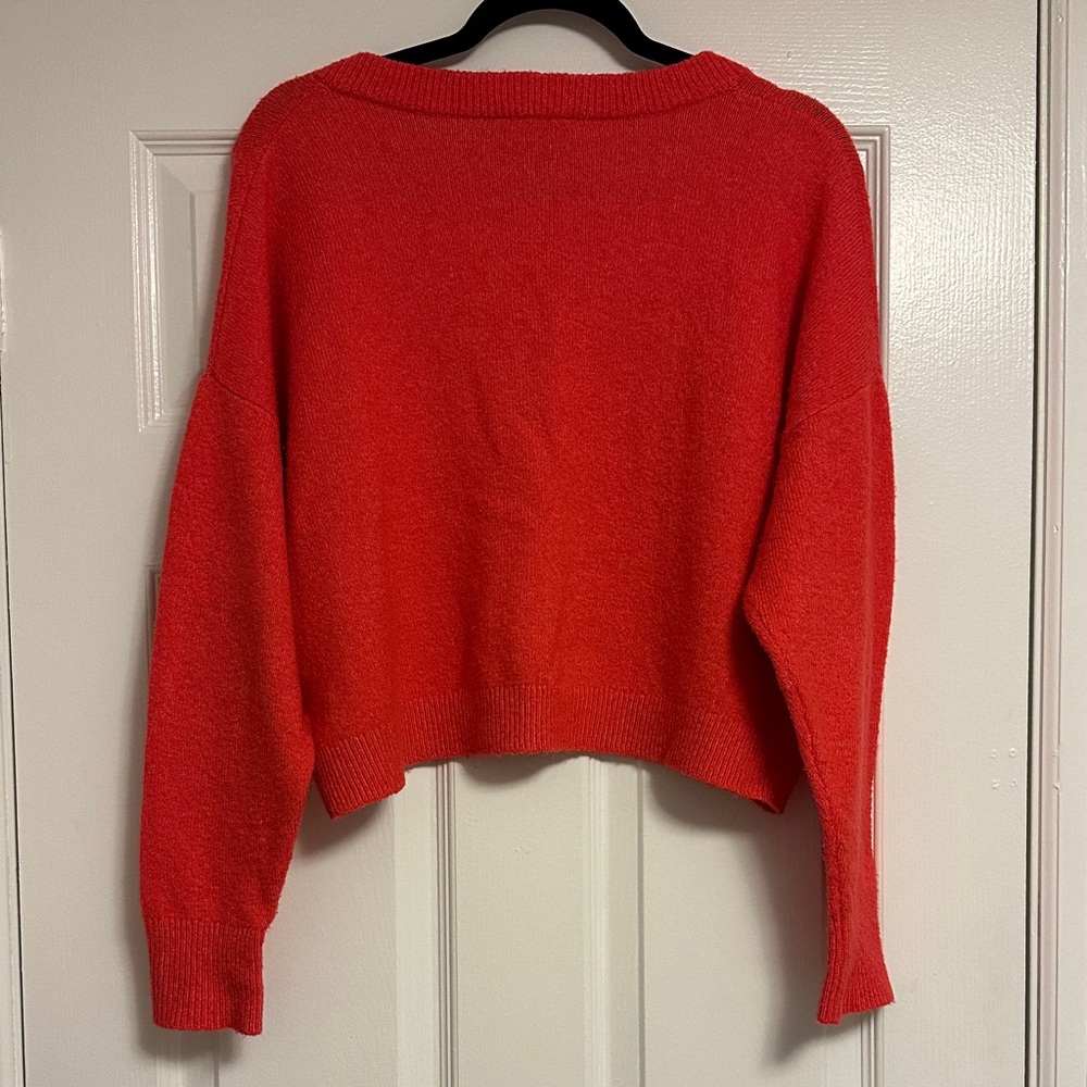 Express Bright Red V-Neck Sweater – Cropped Chic Cozy Size Small - Picture 3 of 4
